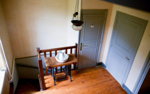 photo pallier étage Grange du Bois chambre hôte
